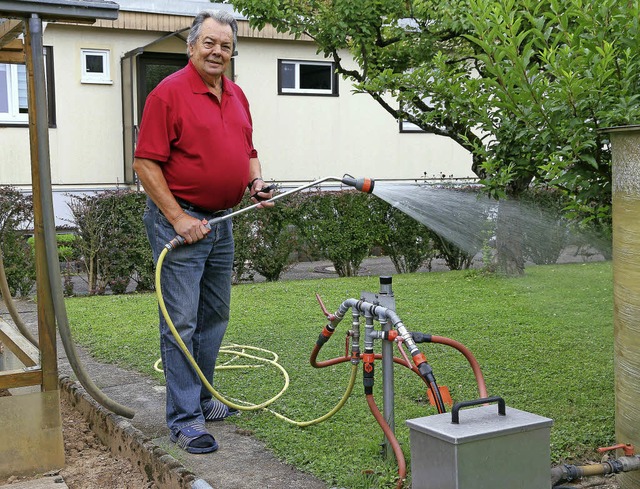 Ein Hauch von Feuerwehrtechnik im eigenen Garten: Peter Sauda   | Foto: peter sauda