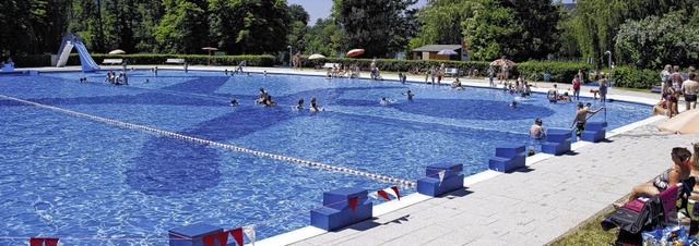 Das Waldshuter Freibad punktet mit einer grozgigen Anlage.  | Foto: Peter Rosa