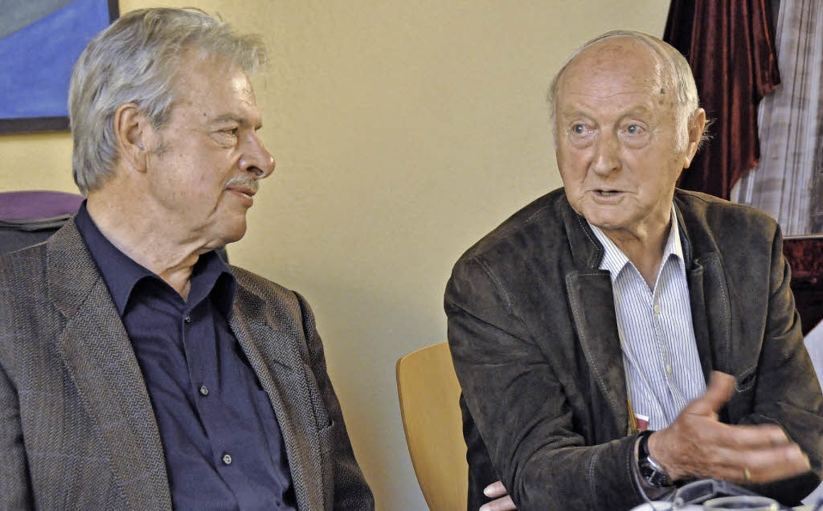 Hans Weide (links)  und Siegfried Göpp...eute noch  bekennende Atomkraftgegner.  | Foto: Julius Steckmeister