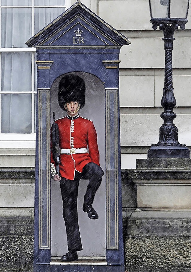 Ein Grenadier Guard vor dem Londoner Buckingham Palast   | Foto: DPA