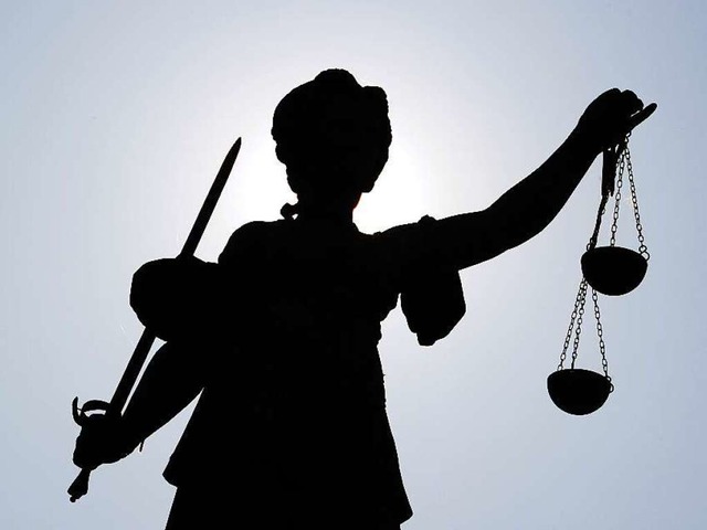 Gttin Justitia ist fr die Rechtsprechung zustndig.  | Foto: dpa