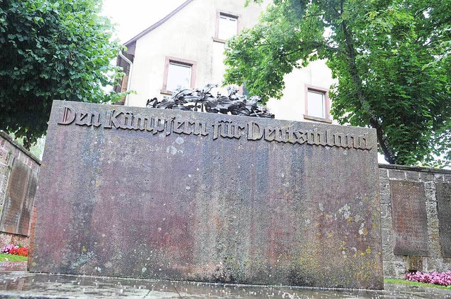 Was da wohl drin ist? Bald werden es die Steinener wissen.   | Foto: Bergmann