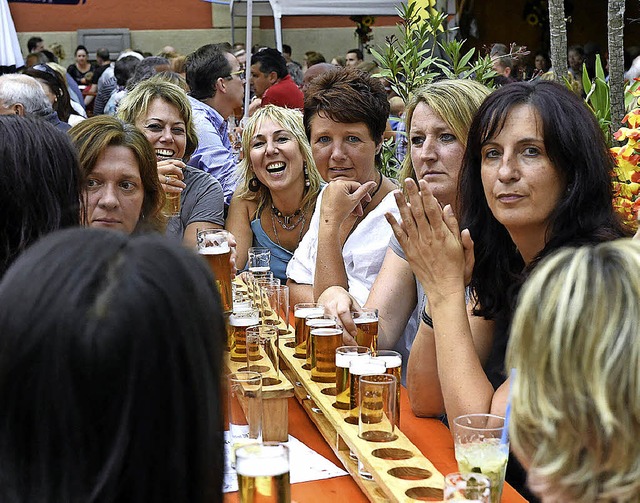 Ausgelassen feiern kann man beim 44. Stadtfest.  | Foto: mps