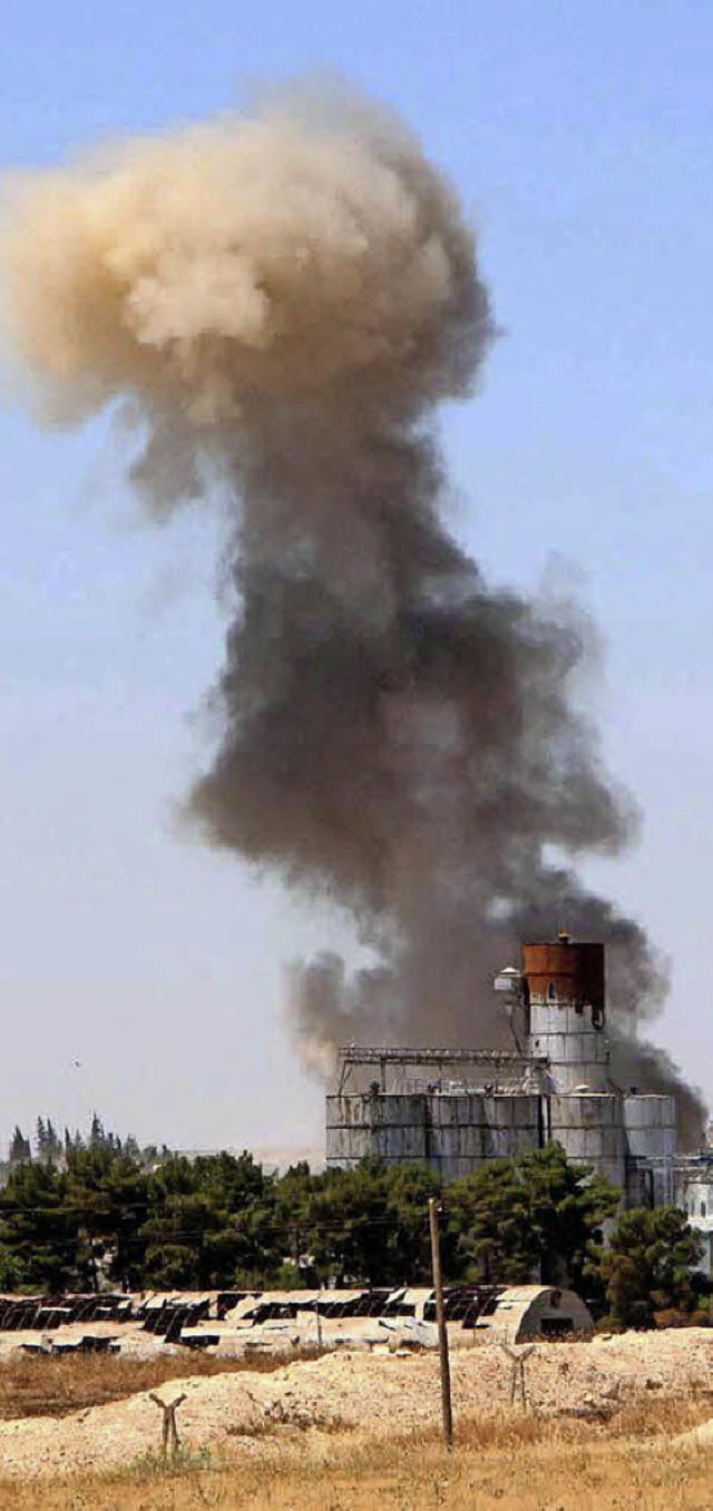 Rauchsule ber Kobane nach dem IS-Angriff   | Foto: DPA
