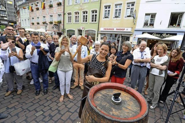 Grnenstadtrtin Nadyne Saint-Cast hat den diesjhrigen Oberlindenhock erffnet