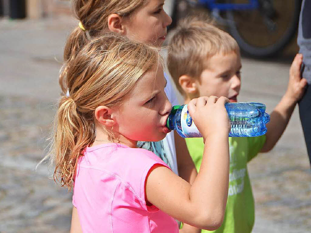 Viel Trinken gegen die Hitze.