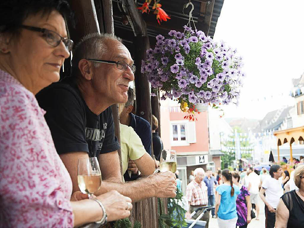 Oldtimertreffen, Musikkapellen, Winzersekt: Das Mllheimer Stadtfest 2015 in Bildern.
