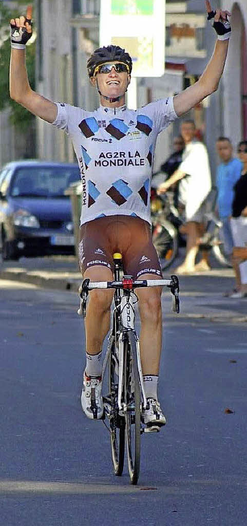 Der künftige Radrennprofi Nico Denz aus Remetschwiel nach der Straßen