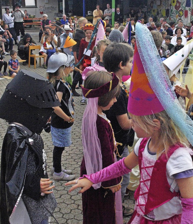 Ein groes Ritterfest veranstalteten d...dschule Ibach-Wittenschwand am Samstag  | Foto: Karin Stckl-Steinebrunner
