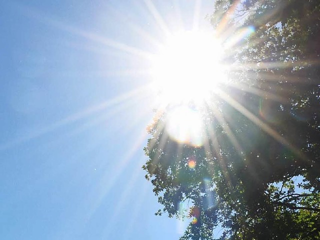 Intensive Sonneneinstrahlung frdert d... Anstrengungen an der Luft reduzieren.  | Foto: dpa