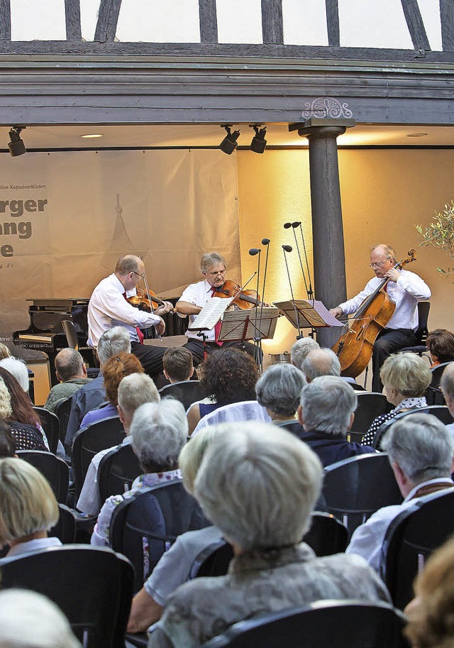 Ouvertre der diesjhrigen Offenburger...burger Streichtrio und Beethoven pur.   | Foto: Faruk nver