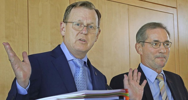 Die Schlichter Ramelow und Platzeck (r.)   | Foto: dpa