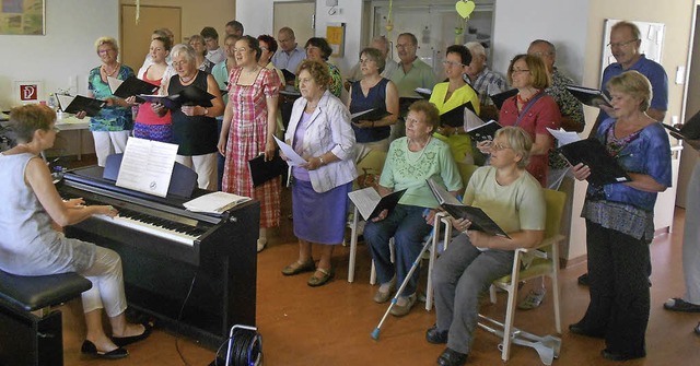 Der Gesangverein Mappach im Seniorenzentrum   | Foto: Eckard