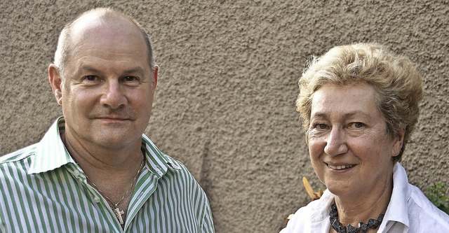 Hartmut Fricke und Annerose Schke-Phi...m Demografiestrategischen Forum vor.    | Foto: Hrvoje Miloslavic