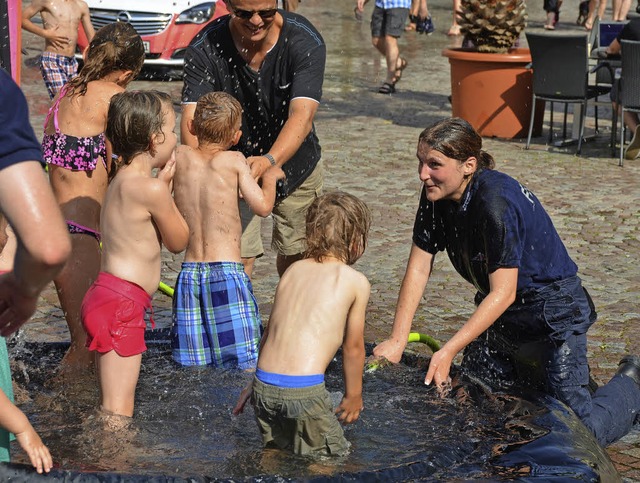 Die Kleinen fanden den Pool besonders toll.   | Foto: Dorothee Soboll