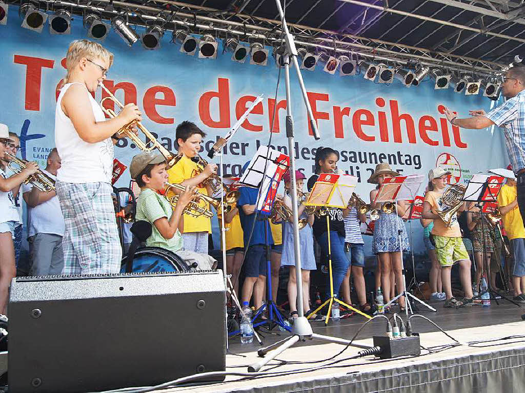 Konzert der Jungblser des Frdervereins Jungblser Ortenau unter der Leitung von Michael Fnfgeld