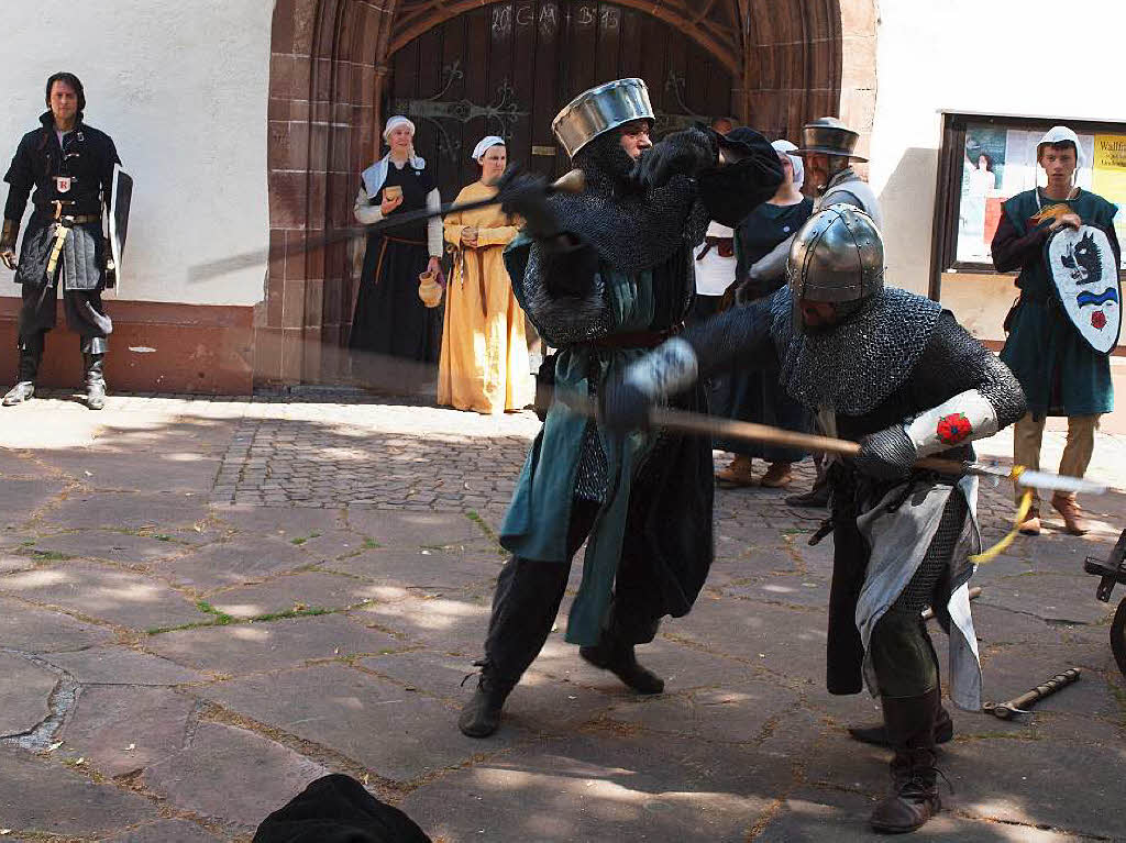 Historisches Altstadtfest in Kenzingen: Schaukmpfe zeigte die Freie Badische Ritterschaft.
