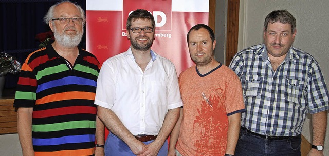 Bernd Sevecke, Michael Hitz, Mathias F...rstand des SPD-Kreisverbands Lrrach.   | Foto: Thomas Loisl Mink