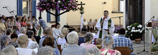 Forchheim. Pfarrer Jrgen Schindler bei der Festansprache.  | Foto: Roland Vitt