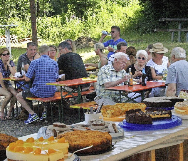 Sonne pur hatte die Hierholzer Landjugend in diesem Jahr bei ihrem Weiherhock  | Foto: Karin Stckl-Steinebrunner