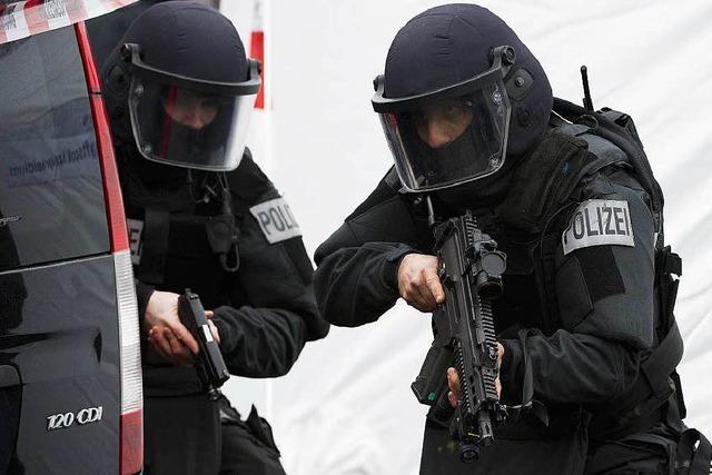 Polizei nimmt 8 mutmaßliche Mafia-Mitglieder am Bodensee fest
