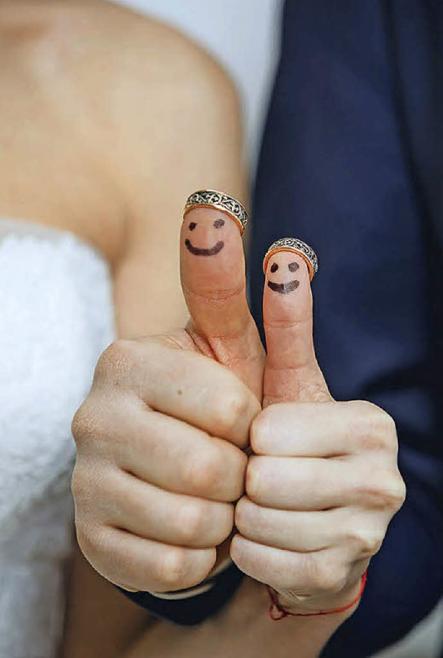 Mit einem fairen Ehevertrag  lsst es sich gut heiraten.   | Foto:  panthermedia/sarymsakov