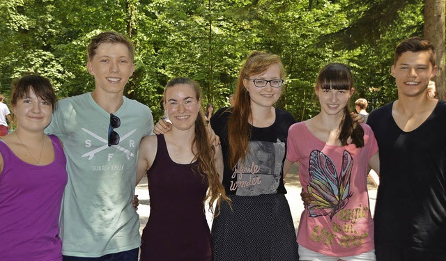 Auch diese sechs  Schler des Warschau...Marcel, Maie, Martyna, Iwona, Kacper.   | Foto: Helena Kiefer