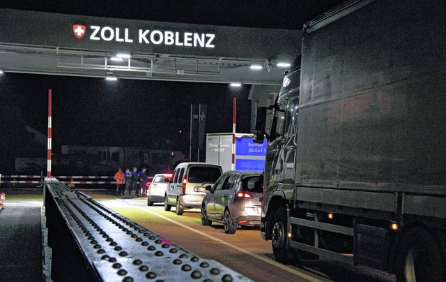 Stark befahren: die Rheinbrcke bei Koblenz   | Foto: Archivfoto: Uthe Martin