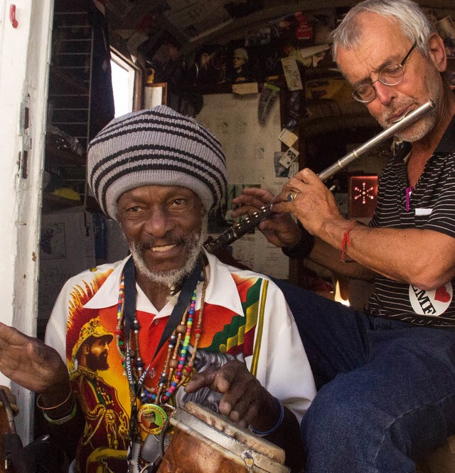 Gerald Achee und ZMF-Grnder Ales Heisler (mit Querflte)   | Foto: Maximilian R. Schneider