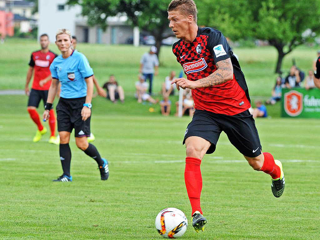 Testspiel des SC Freiburg gegen Sandhausen im Trainingslager.