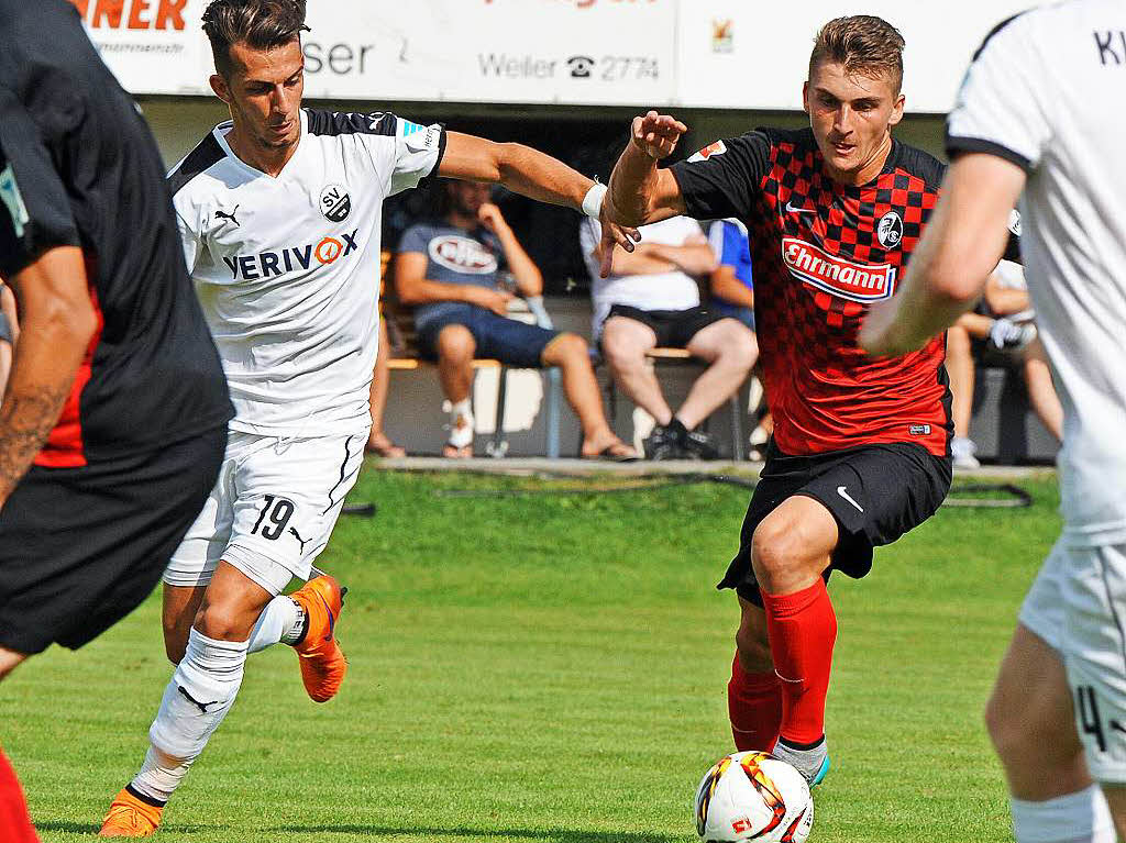 Testspiel des SC Freiburg gegen Sandhausen im Trainingslager.