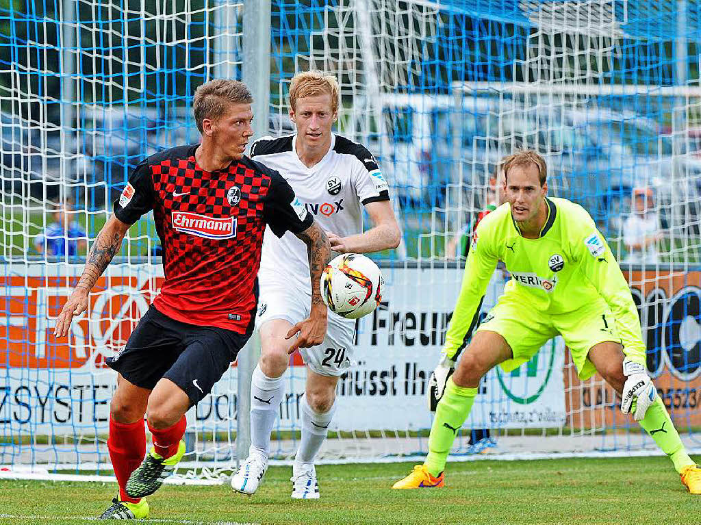 Testspiel des SC Freiburg gegen Sandhausen im Trainingslager.