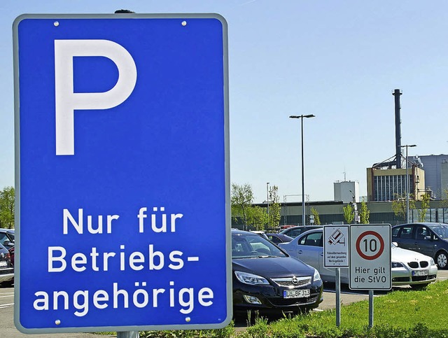 Von der Frstenbergstrae her lie Evo... den Mitarbeiterparkplatz nun sperren.  | Foto: ZVG/Peter Gerigk