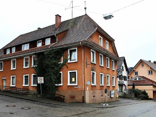 Das ehemalige Gasthaus Sonne in Schweighausen knnte ein Dorfladen werden.  | Foto: Christoph Breithaupt