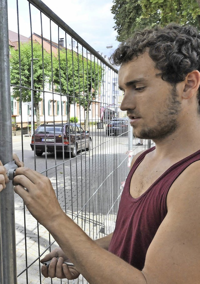 Knappe 100 Meter Bauzaun werden rund ums Festivalgelnde aufgestellt  | Foto: Markus Zimmermann