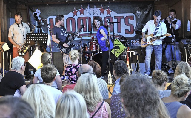 Fr tolle Stimmung sorgten die Wombats...um war begeistert und recht spendabel.  | Foto: Horst Dauenhauer