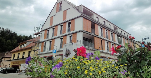 Schicke Adresse: Das Wohnhaus mit Gewerbe und Bank auf dem alten Krone-Areal   | Foto: archivbild: silke hartenstein