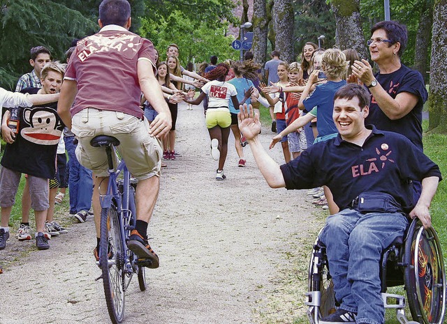 Top Stimmung: 17000 Euro bringt der Spendenlauf des DFG.  | Foto: La Roger