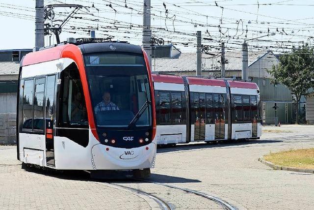 Der Urbos startet in Freiburg – BZ testet neue Tram