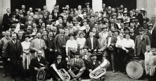 Um 1910 entstand dieses Foto zur Erinnerung an einen Ausflug der Eintracht.   | Foto: Archivfoto: Uto R. Bonde