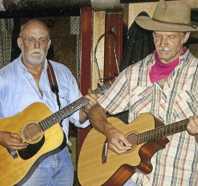 Berthold Hnenberger und Andreas Schaf...) treten im Zeller Caf Frulin auf.    | Foto: privat