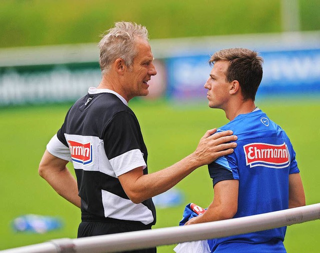 Die Wege von SC-Trainer Christian Stre...nks) und Vladimir Darida trennen sich.  | Foto: schn