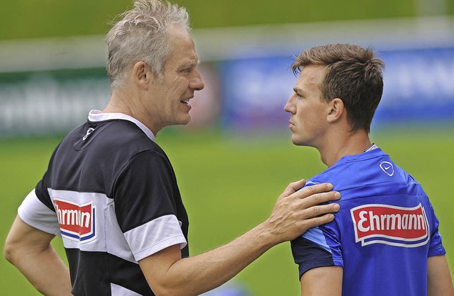 Die Wege von SC-Trainer Christian Stre...ks) und Vladimir Darida trennen sich.   | Foto: Meinrad Schn