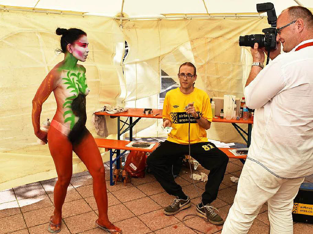 Bunte Eindrcke vom Bodypainting-Festival am Titisee.<?ZP?>
