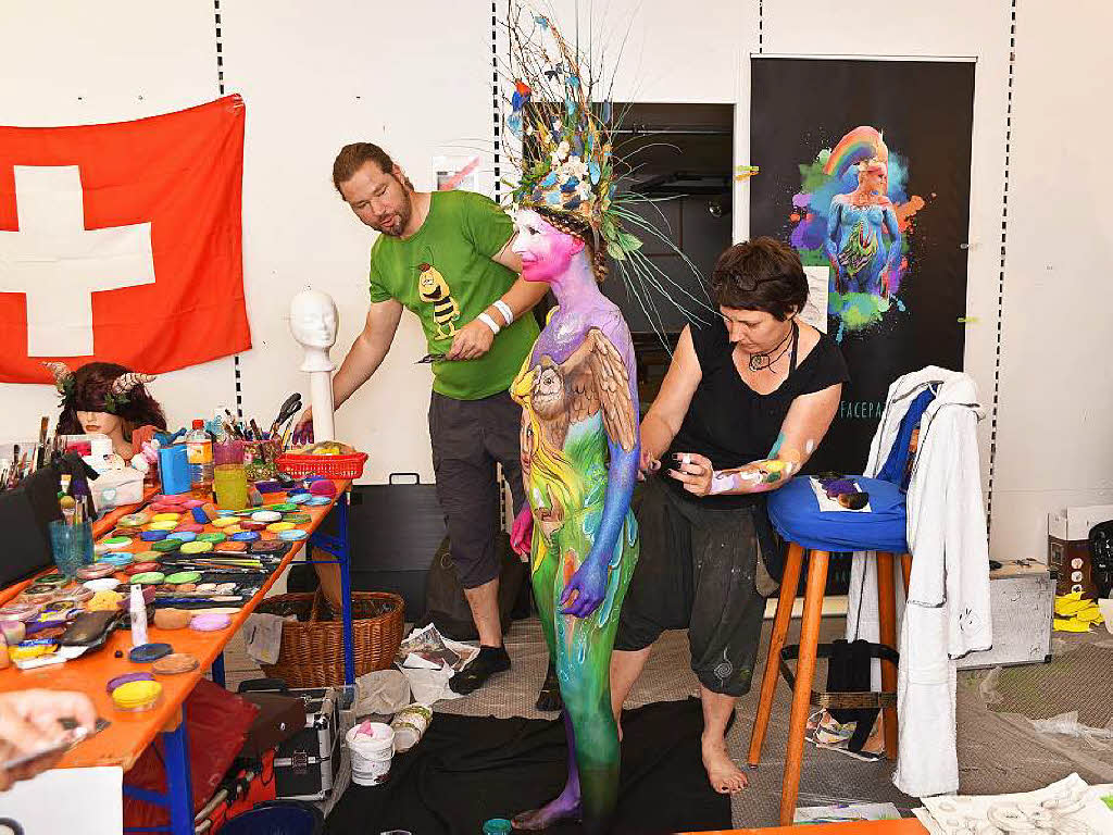 Bunte Eindrcke vom Bodypainting-Festival am Titisee.<?ZP?>
