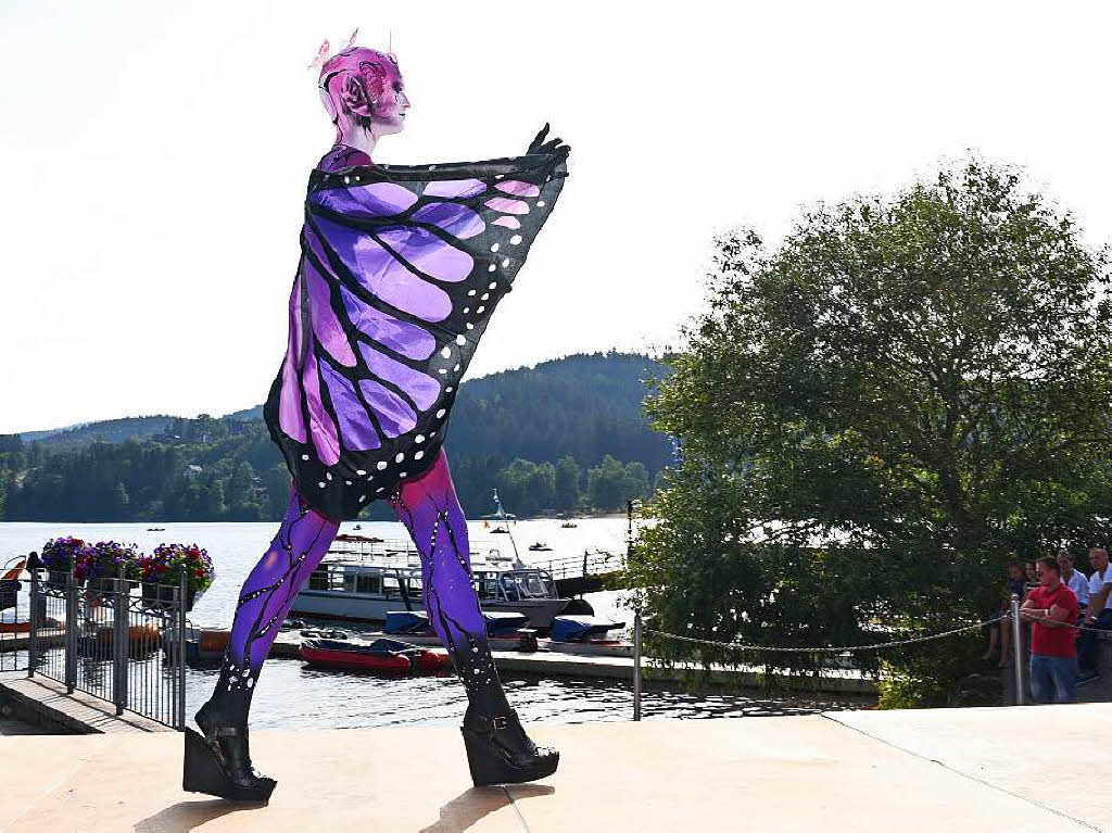 Bunte Eindrcke vom Bodypainting-Festival am Titisee.<?ZP?>
