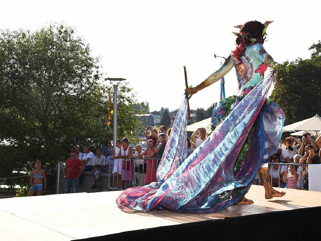 Bunte Eindrcke vom Bodypainting-Festival am Titisee.<?ZP?>
