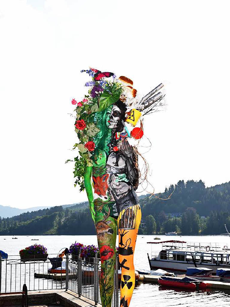 Bunte Eindrcke vom Bodypainting-Festival am Titisee.<?ZP?>
