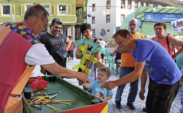 Die Kinder kamen beim Stdtlifest in Zell nicht zu kurz.   | Foto: Anja Bertsch