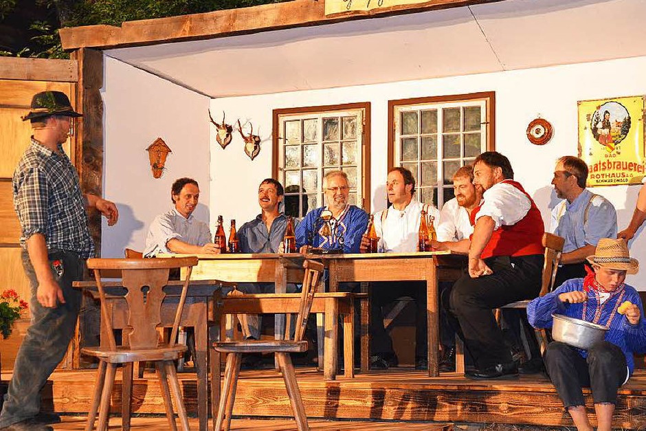 Szenen aus derPremiere der Jostäler Freilichtspiele mit dem Stück "Die arme Theresia - Eine Hinterzartnere Bäuerin kämpft um ihren Hof". Weitere Aufführungen 25. und 26. Juli, 1. und 2. August sowie 8. und 9. August. <?ZP?> (Foto: Alexandra Wehrle) Szenen aus derPremiere der Jostäler Freilichtspiele mit dem Stück "Die arme Theresia - Eine Hinterzartnere Bäuerin kämpft um ihren Hof". Weitere Aufführungen 25. und 26. Juli, 1. und 2. August sowie 8. und 9. August. <?ZP?> (Foto: Alexandra Wehrle)